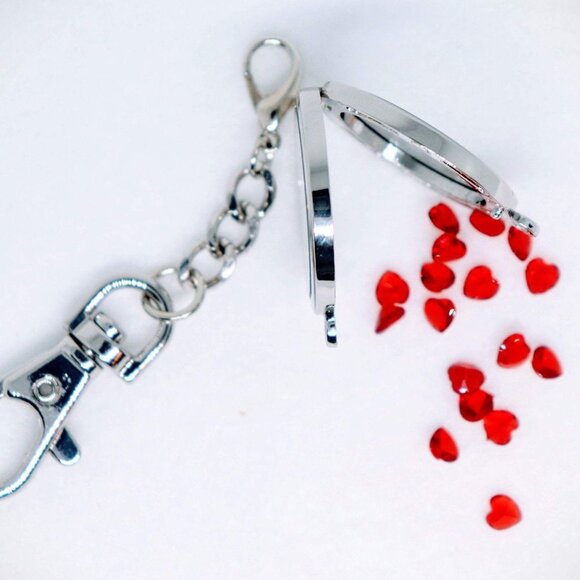 Keychain Floating Charm Locket - Picture 5 of 8